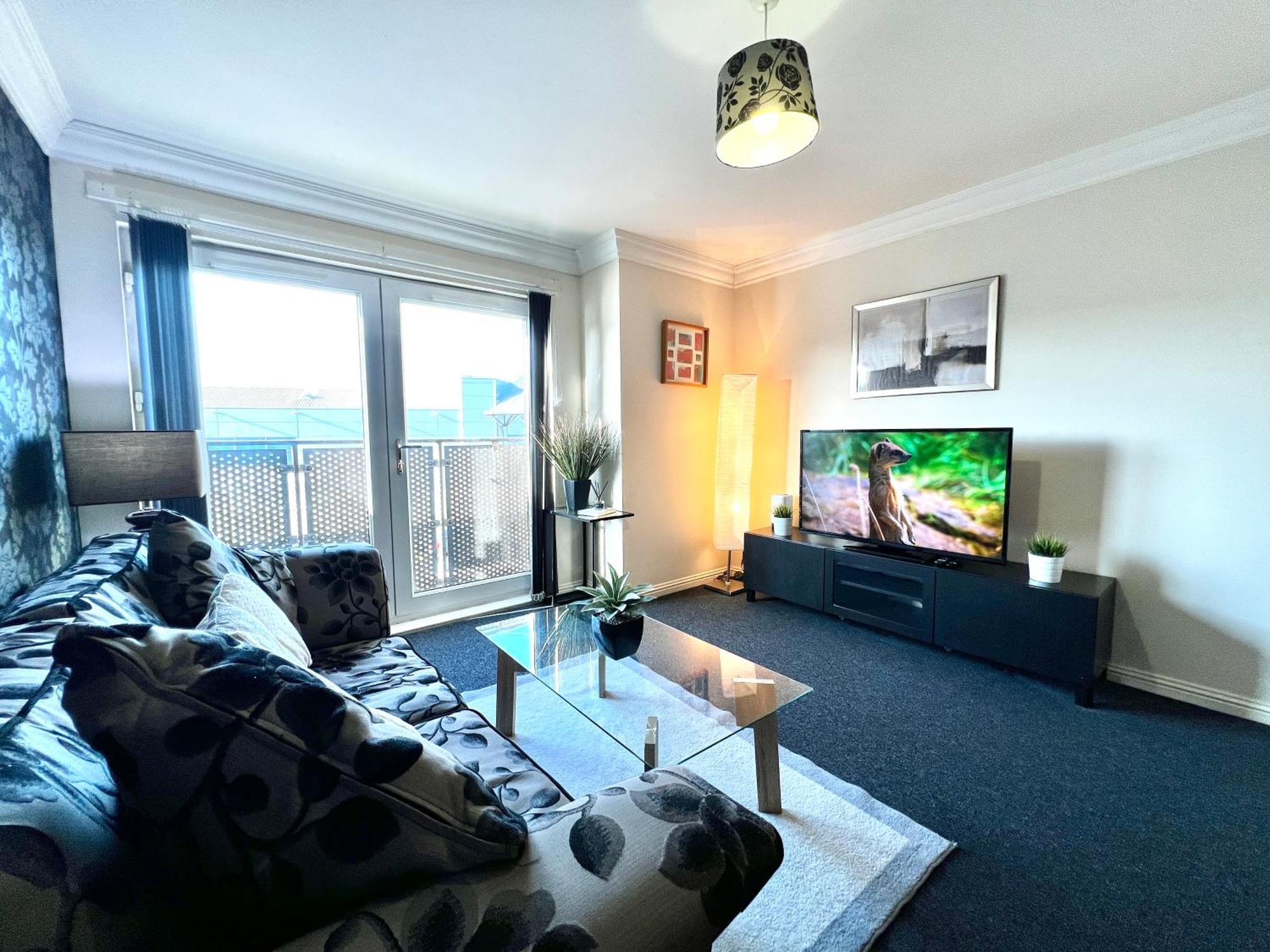 Stylish Modern Flat With Juliet Balcony & Parking Apartment Glasgow Ngoại thất bức ảnh