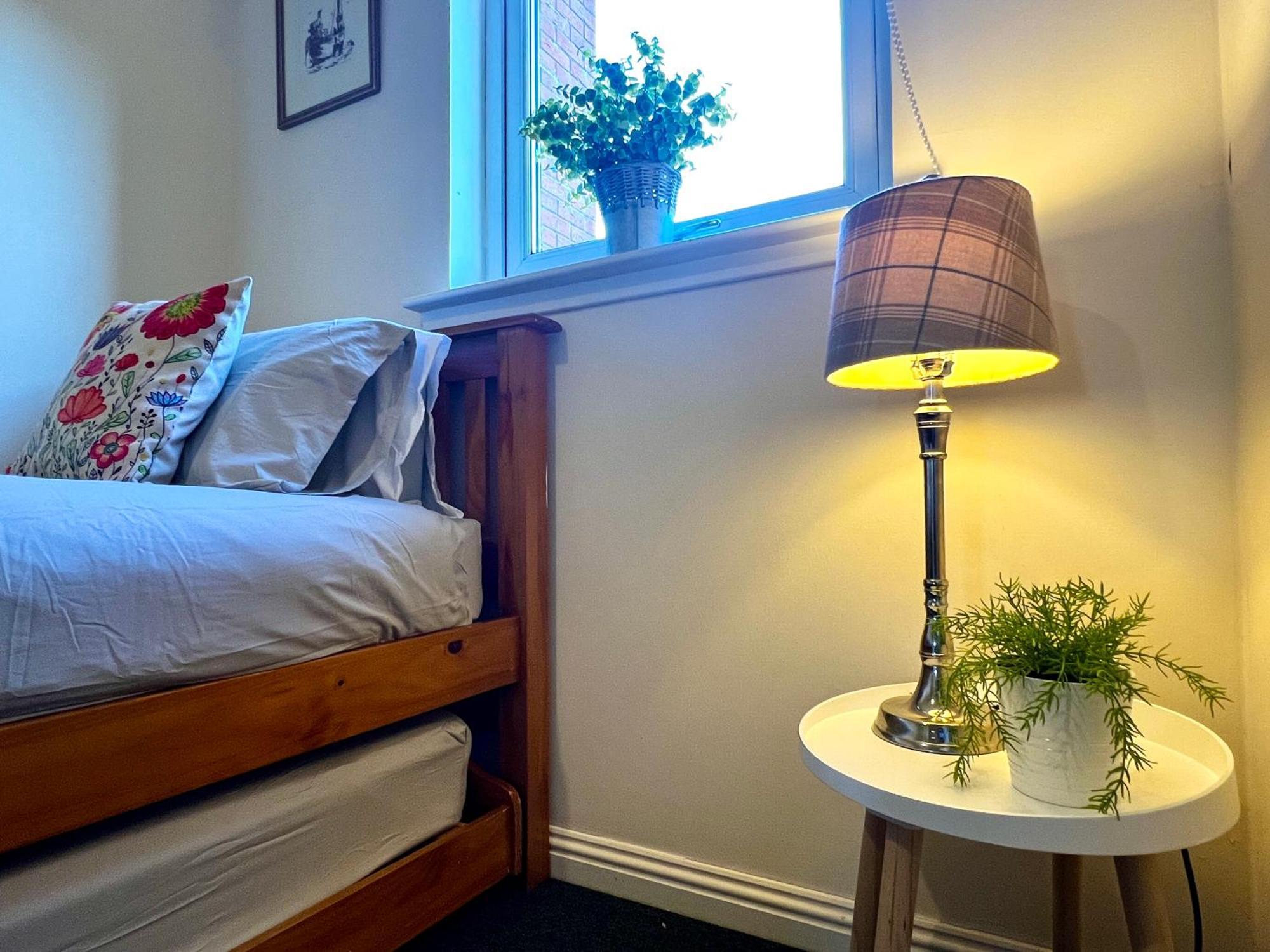 Stylish Modern Flat With Juliet Balcony & Parking Apartment Glasgow Ngoại thất bức ảnh