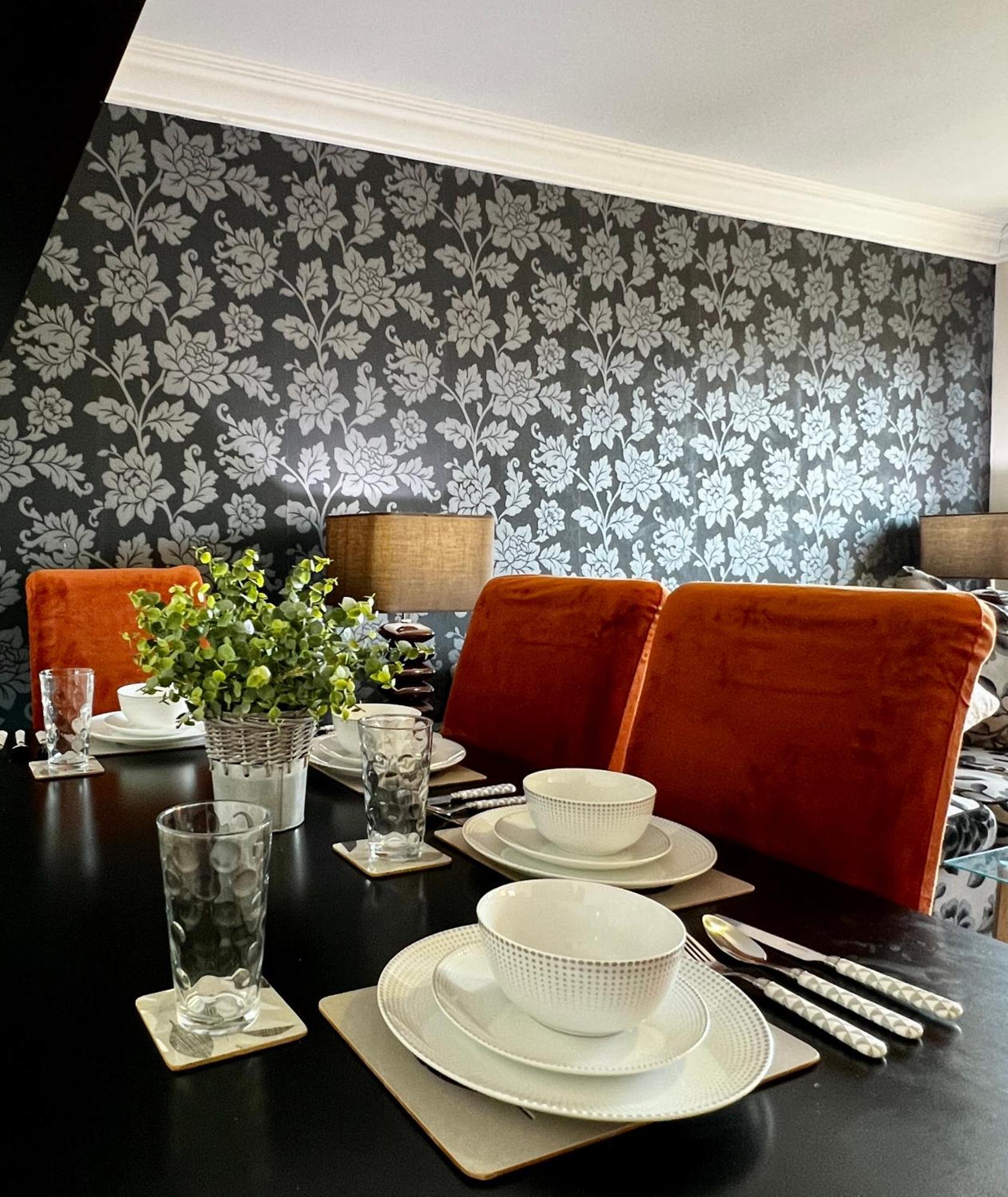 Stylish Modern Flat With Juliet Balcony & Parking Apartment Glasgow Ngoại thất bức ảnh