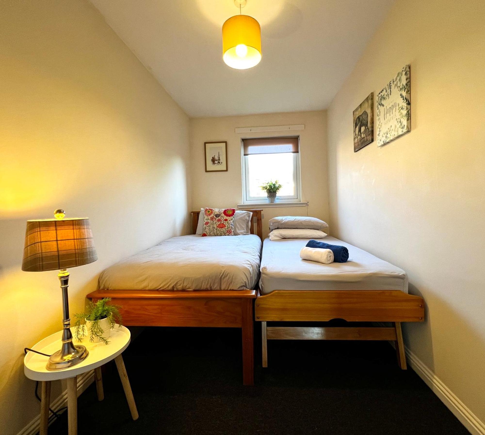 Stylish Modern Flat With Juliet Balcony & Parking Apartment Glasgow Ngoại thất bức ảnh